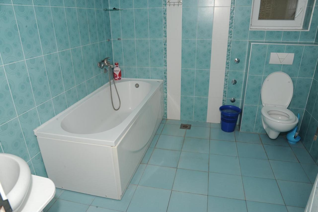 Vila Odmor na Dunavu Beocin Luaran gambar